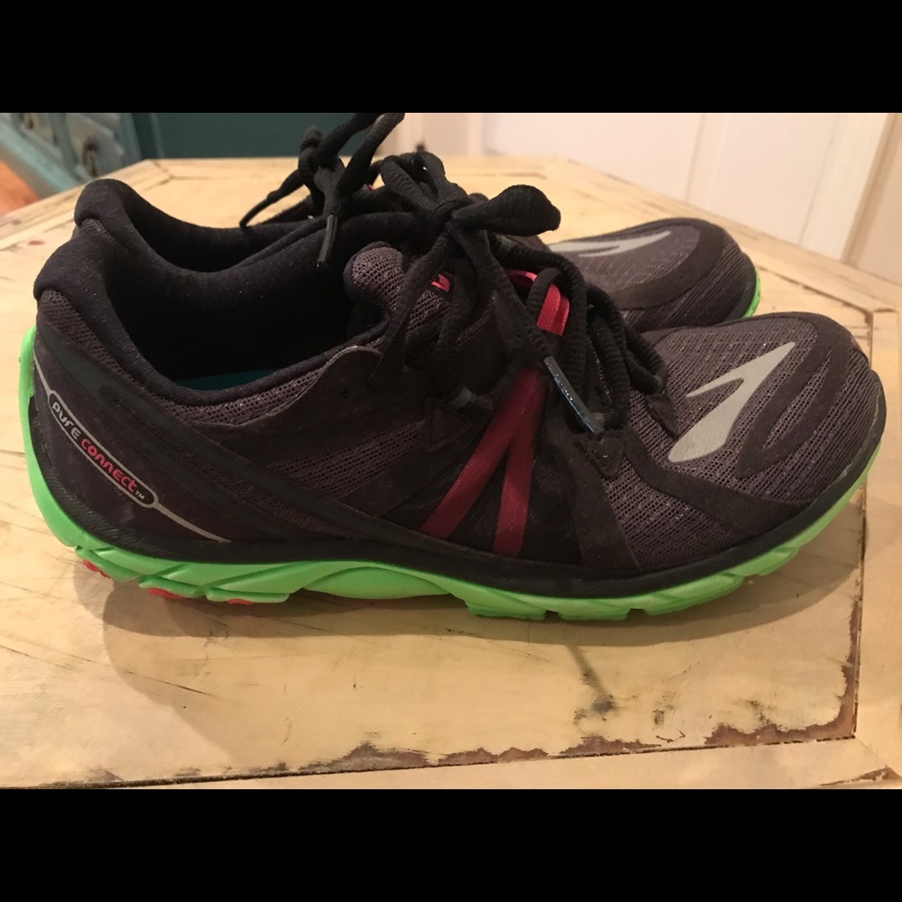 Brooks Pure Cadence size 9